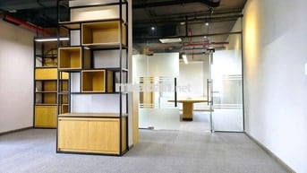 Văn phòng mặt tiền Phạn Văn Đồng ngay Gigamall giá tốt