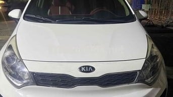 Kia Trắng 81503 km