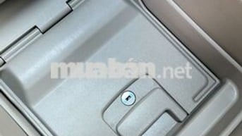 Toyota Camry 2009 2.0E Đen
