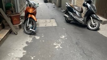 chính chủ cần bán nhà đường Hoàng văn thái,hà nội