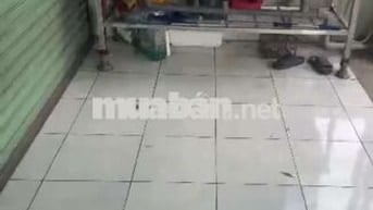 Cho thuê mặt bằng trước nhà buôn bán buổi sáng đến trưa