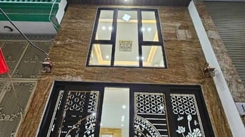 NHÀ MỚI TINH – GẦN NGÃ TƯ SỞ – 42M² x 6 TẦNG – GIÁ CHỈ NHỈNH 7 TỶ