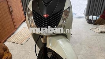 Honda SH150i Trắng Đen