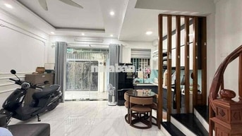 VIP Phố Chính Kinh, nhà đẹp ở luôn, KD đỉnh, oto đỗ cửa, 2 thoáng,dt 3