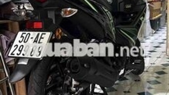 Yamaha LC 135 V8 Xanh lá