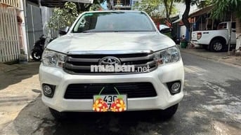 Toyota Hilux 2.4 E 2017 Trắng 80.000 km