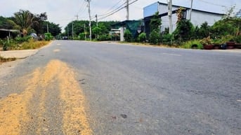 BÁN ĐẤT THỔ CƯ MT TRUNG LẬP THUẬN TIỆN BUÔN BÁN