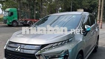 Mitsubishi Xpander Premium 2022 Bạc odo 9v k lỗi