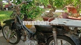 Xe máy Citi plus chở hàng lửa 6 cục
