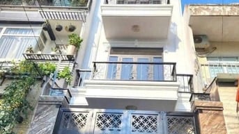 3 tỷ 680 - Chủ hạ giá bán căn nhà Nguyễn Cửu Vân - Bình Thạnh - SHR 
