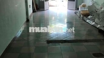 nhà nguyên căn hẻm xe tải khu Phạm Hùng sầm uất