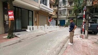 Nhà thuê phố Mạc Thái Tông, Diện tích 55M2 x 6 Tầng có Thang Máy