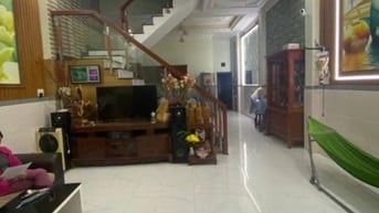 2 tỷ 580 - Bán nhanh căn nhà Lý Thái Tổ - Q3 - Giá tốt mua làm tài sản