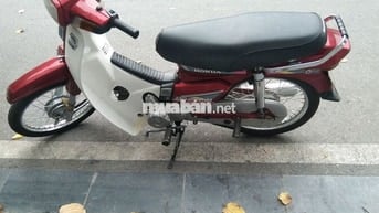 Honda Dream Đỏ trắng