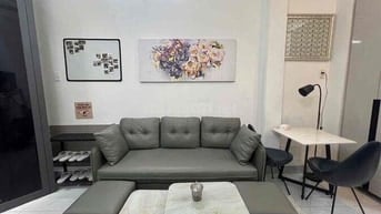 Nhà Trung Tâm Sát Mặt Tiền Quận 1, khu phố Tây Bùi Viện, 3PN 4WC