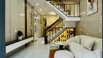 Nhà Hẻm 4m Âu Dương Lân,P3Q8,DT 3,5mx10m, 2 Lầu,Sân Thượng,3 PN,3 WC