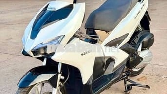 Honda Airblade 2017 125cc Trắng đen