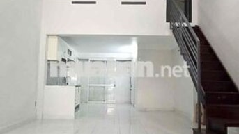 NHÀ MẶT TIỀN NGUYỄN VĂN KHỐI GÒ VẤP GẦN CV LÀNG HOA