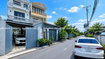 KẸT BÁN NHÀ 3 TẦNG, 129M2, LÊ VĂN LƯƠNG, GẦN 3 TRƯỜNG ĐH, CHỈ 5 TỶ 990