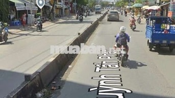 mặt tiền kinh doanh. huỳnh Tấn phát q7