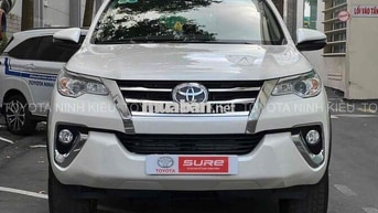 Toyota Fortuner 2020 2.7AT Trắng 37.000 km