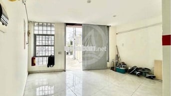 Bán nhà 4 tầng lầu hẻm xe tải tránh nhau 2pn 3wc