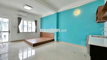 STUDIO 35m2 BAN CÔNG ĐẸP SIÊU MỚI – GẦN VÒNG XOAY CỐNG QUỲNH QUẬN 1