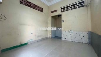 GẦN LÝ CHIÊU HOÀNG - ĐẠI LỘ VÕ VĂN KIỆT - TIỆN QUA QUẬN 5