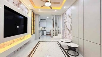Siêu Đẹp Phố Quan Nhân, nhà đẹp ở luôn, oto đỗ cửa, KD,SPA, 35m*5 tầng