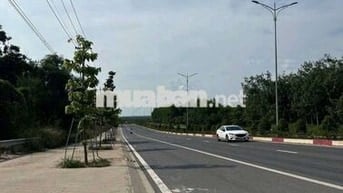 Xưởng Bán có nguồn thu 320 triệu/tháng. Phú Giáo, Bình Dương Giá 50 tỷ