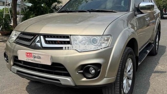 Mitsubishi Pajero Sport 2015 Vàng cát