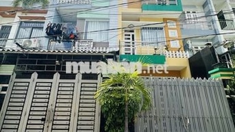 Cho thuê nhà nguyên căn  1T3L đường số 18, ngay công viên Làng Hoa