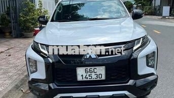 Mitsubishi Triton AT sx 2022 1 cầu odo 81000km