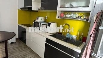 Căn 1 phòng chung cư Thái An, có ban công,nội thất giá 6,5tr/th