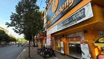 Nguyên căn MT Lãnh Binh Thăng. Diện tích : 4 x 20m. 4 tầng