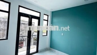NHÀ Ở MỚI XÂY 100%-GẦN CHỢ, TRƯỜNG HỌC-KHU VỰC CẦU LỚN HÓC MÔN
