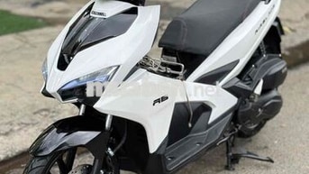 Honda Air Blade 2017 Trắng đen