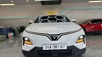 Xe điện VinFast VF6 Plus 2025 Trắng