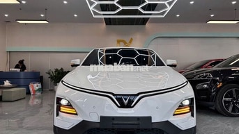 Xe điện VinFast VF6 Plus 2024 Trắng