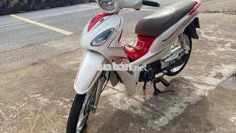 SYM Angela 50 Trắng đỏ còn mới