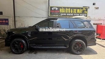 Ford Everest Titan 2024 1 cầu Đen 15000 km