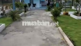 Chính chủ bể nợ bán lại nhà vườn có đầy đủ tiểu cảnh sân vườn