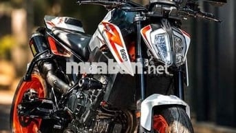 KTM DUKE 890R
