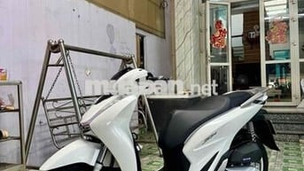 Honda SH 125i CBS 2025 Trắng 1400 km