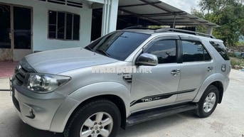 Toyota Fortuner 2009 Tự động xăng