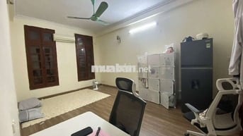 nhà nguyên căn 4 tầng + 1 lửng - ngõ 85 Mai Hắc Đế