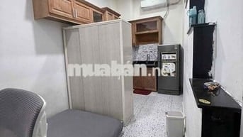 Căn Hộ Full nội thất bếp rộng ngay Phan Xích Long