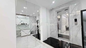 Nhà Đẹp Tây Hồ 40m2 - 6 Tầng Thang Máy - Ô Tô - Ngõ Thông - 9,3 Tỷ
