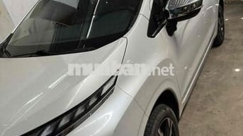 Mitsubishi Xpander Trắng 45.589 km