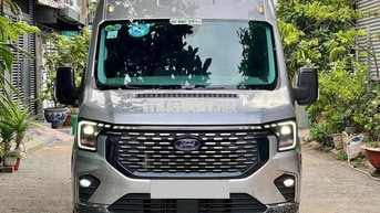 FORD TRANSIT PREMIUM 16C ĐKY 2025 ODO 33.000km